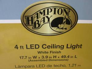 lot 249 image: Traditional Rectangle Smooth Lens L...