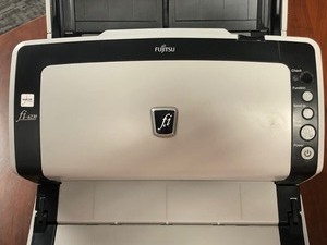 lot 59 image: Fujitsu FI-6230 Scanner Unable To Test - Missing Power Supply  MSRP $1400