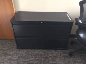lot 8 image: 2 Drawer Black Lateral Filing Cabinet - Excellent Condition 42 x 18