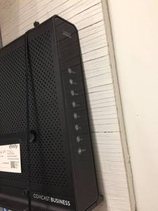 lot 52 image: Cisco Comcast Business XFINITY Modem Router Wireless Gateway DPC3939B WiFi