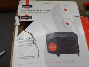 lot 7 image: 42 Premium Grill Cover...