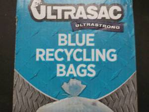 lot 24 image: HDX Tall Kitchen Drawstring Bags b...