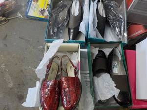 lot 172 image: 2 pair Easy Street new size 8 12 a...