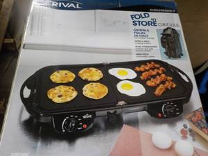 lot 190 image: Rival Fold n Store Griddle...