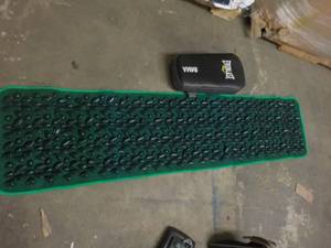 lot 200 image: Everlast Boxing Hand Glove and Ston...