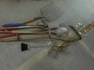 lot 215 image: Tools...