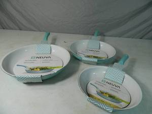 New 3 Piece Pan Set