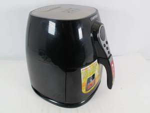 lot M7 image: CHEFMAN 2.5L Digital Air Fryer - BlackStainless Steel Model RJ38-P1