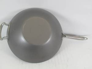 lot M14 image: Nordic Ware 14 Asian Spun Wok - Scratch