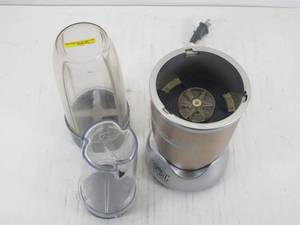 lot M40 image: NutriBullet NB-201 Pro 900 Series Blender