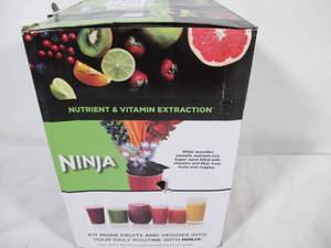 lot M35 image: Ninja Fit Single Serve Blender - QB3001SS