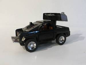 lot 2 image: VINTAGE 1985 Kenner M.a.s.k. Jackhammer Mobile Armored Strike Kommand