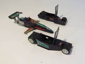 lot 13 image: VINTAGE 1986 Kenner M.a.s.k. Buzzard Venom Formula Race Car Land-Air Squad