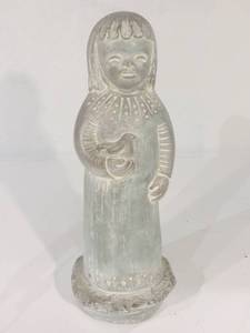 lot 26 image: 2 Isabel Bloom Garden Statues
