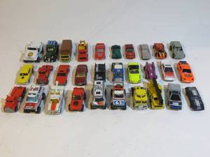 lot 45 image: 30 Toy Cars Hot Wheels Matchbox & More
