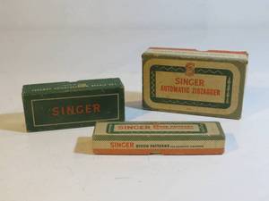 lot 59 image: Vintage Singer Sewing Parts