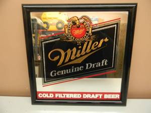 lot 17 image: MILLER GENUINE DRAFT MIRROR - APPROX 18 BY 18 - SEE PICTURES
