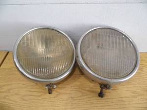 lot 12 image: Pair Ford Headlights