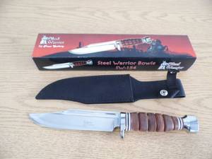 lot 43 image: Steel Bowie Knife