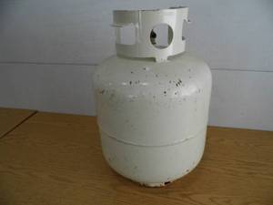 lot 57 image: LP Tank