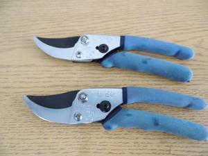 lot 58 image: Lot of 2 Pair Cutters
