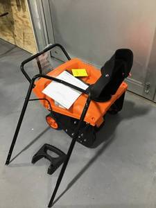 lot 19 image: Yardmax Snowblower MODEL YB4628