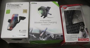 2 Wireless Charging Mounts, Hands F...