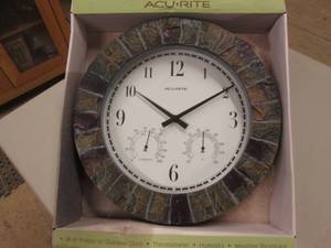 AcuRite 14 in. Faux Slate Wall Cloc...