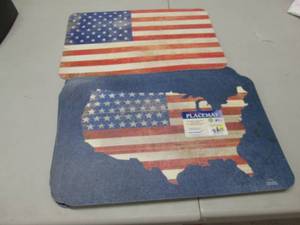 15 Reversible Placemats...