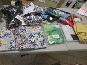 Table Runners, Table Cloth, Placema...