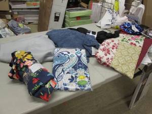 Tablecloths & Shams ...