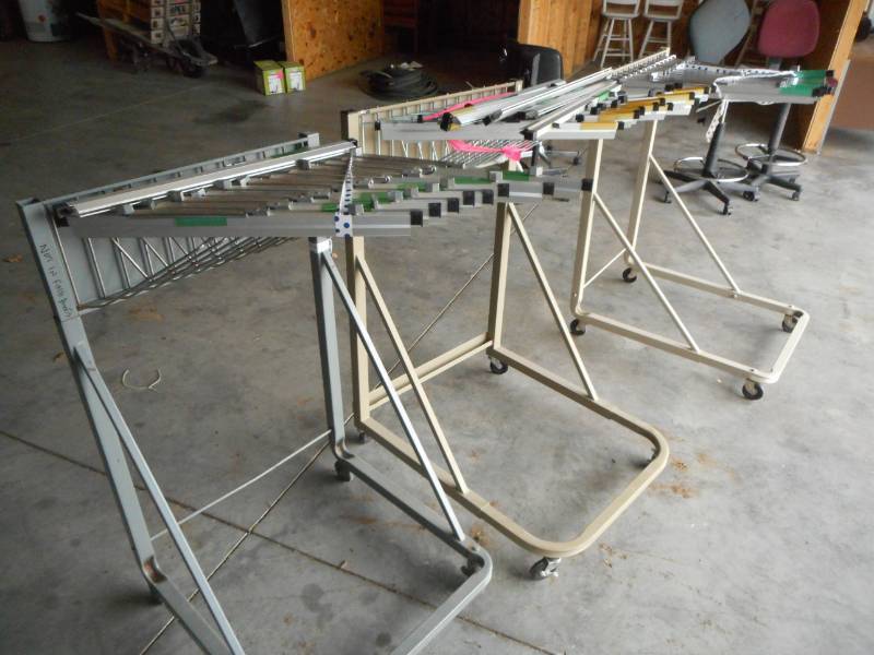 lot 9 image: Hanging Plan Holders