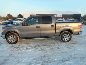 lot 3 image: 2014 Ford F150 XLT 4x4