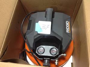 lot 37 image: Ridgid 6 Gal. Portable Electric Pancake Air Compressorin good condition