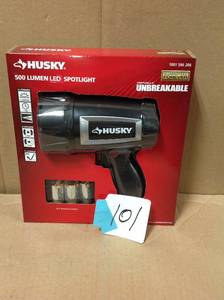 lot 101 image: HUSKY 500 Lumen LED SPOTLIGHT 1001 596 206 Virtually Unbreakable WITH BATTERIES new