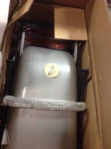 lot 14 image: Worx 4 cu. ft. AeroCart used