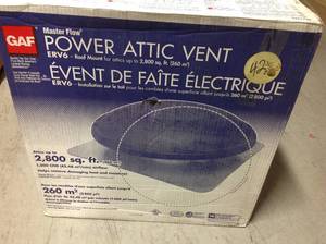lot 42 image: Master Flow 1500 CFM Black Power Roof Mount Attic Fan with HumidistatThermostatin good condition