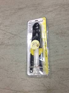 lot 71 image: Apollo 12 in. and 34 in. PEX Crimp Toolin good condition