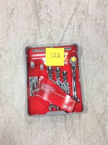lot 122 image: Ridgid Vac used