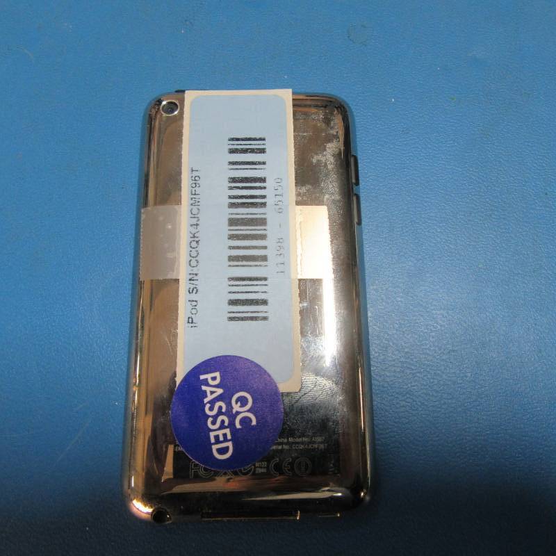 lot 50 image: Apple Ipod Touch Tested, Ready to use Merry Christmas