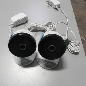 lot 25 image: Pair of Security Cameras
