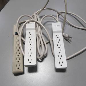 lot 55 image: Lot of 3 Power Strips