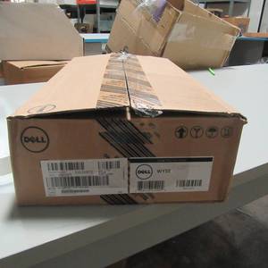 lot 75 image: New Dell WYSE Thin Client  PN 9M1WT&nbspDell Wyse 7010 - DTS - G-T56N 1.65 GHz - 2 GB - 8 GB