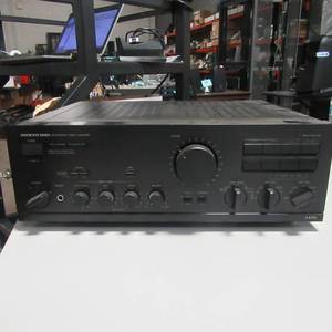 lot 100 image: ONKYO Integra Integrated Stereo Amplifier