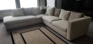 lot 1 image: Gorgeous Soft Oatmeal Linen Canvas Sectional