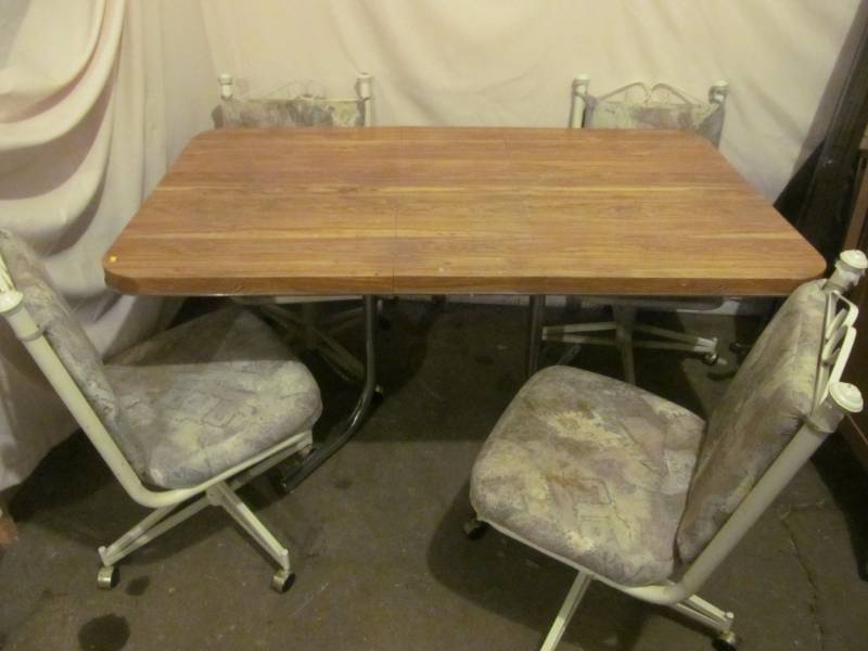 dinette set