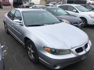 lot 27 image: 2003 Pontiac Grand Prix GT