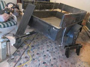 Utility Trailer With Additional Sid...
