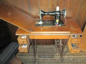 Antique Singer sewing machine...