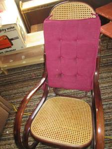 Wicker wooden rocking chair in good...